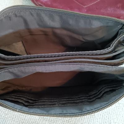 LOT 143: Set of (6) Handbags - Stone Mountain, Brighton, Great American Leatherworks & More