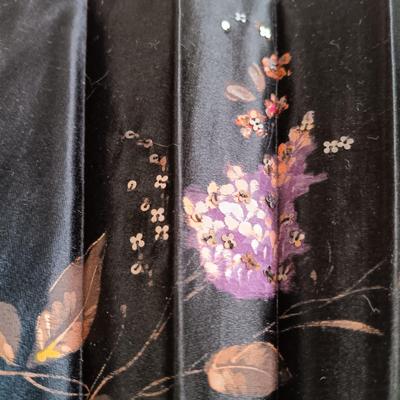 LOT 145: Vintage Tapestry Handbag, Glamour Girl Head Vase, Handpainted Silk Fan & More