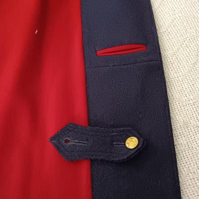 LOT 148: WWII Bruck's Nurses Cape and White Nurses Uniform