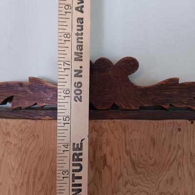 LOT 149: Vintage Chest of Drawers w/Mirror