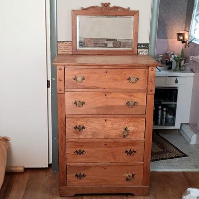 LOT 149: Vintage Chest of Drawers w/Mirror