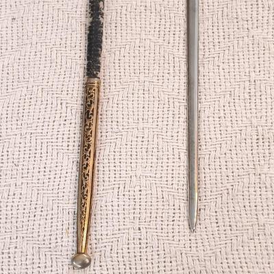 LOT 152: Set of (2) Vintage Swords