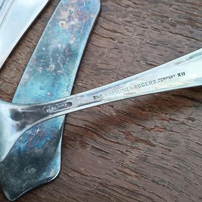 LOT 158: Unique Glass Colbalt Blue Beverage Stirrers Flatware, Vintage Souvenir Spoons, Vintage Folk Art Uncle Sam Tin Metal Shelf Sitter...