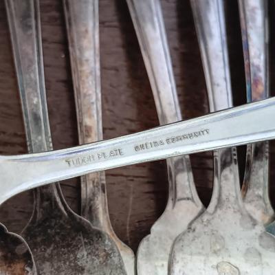 LOT 158: Unique Glass Colbalt Blue Beverage Stirrers Flatware, Vintage Souvenir Spoons, Vintage Folk Art Uncle Sam Tin Metal Shelf Sitter...