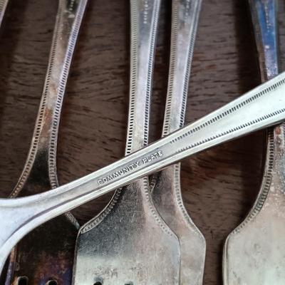 LOT 158: Unique Glass Colbalt Blue Beverage Stirrers Flatware, Vintage Souvenir Spoons, Vintage Folk Art Uncle Sam Tin Metal Shelf Sitter...