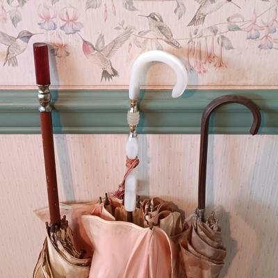 LOT 161: Vintage Umbrellas/Parasols