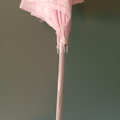 LOT 161: Vintage Umbrellas/Parasols