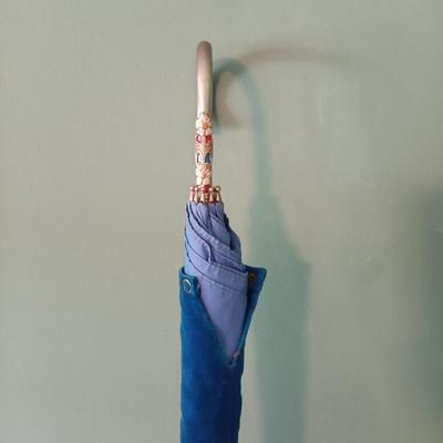 LOT 161: Vintage Umbrellas/Parasols