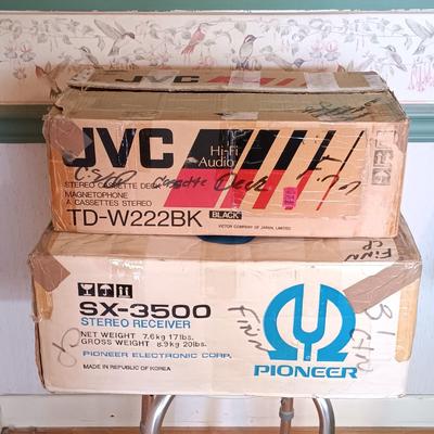 LOT 162: JVC Stereo Cassette Deck TD-W222 with Pioneer SX-3500 Stereo Receiver