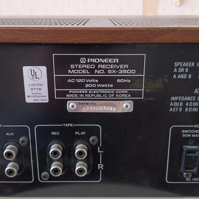 LOT 162: JVC Stereo Cassette Deck TD-W222 with Pioneer SX-3500 Stereo Receiver