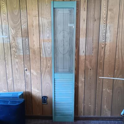 LOT 223: Etched Glass Windowpane & Wooden Shutter