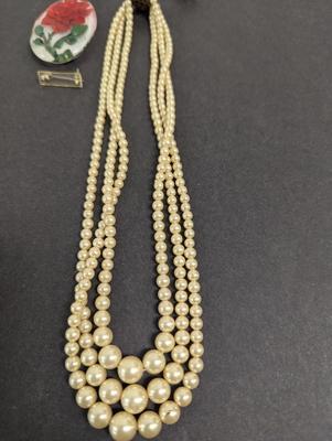 Vintage Necklaces & Earrings