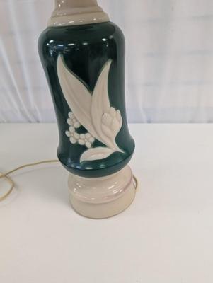 Mid-Century Alacite Aladdin Electric Lamp - Lily Of The Valley Pattern