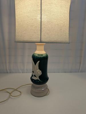 Mid-Century Alacite Aladdin Electric Lamp - Lily Of The Valley Pattern