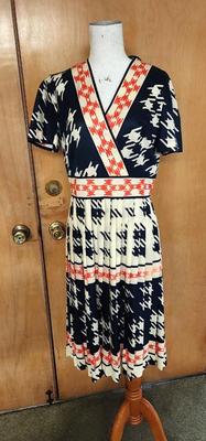 Lot #106 Vintage Leslie Fay Wrap Style Dress
