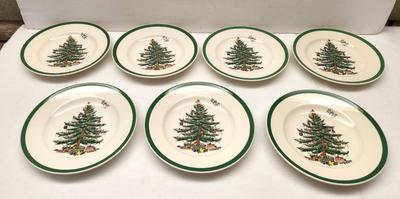 Lot #109 Spode "Christmas Tree" Small plates/bread butter plates