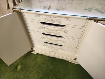 Lot #110 Asian Style Dresser - 6 drawer