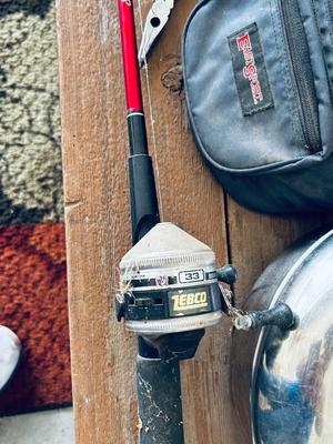 COLEMAN PERFECTFLOW STOVE, SHAKESPEARE FISHING POLE, COLEMAN QUAD LANTERN AND MORE!