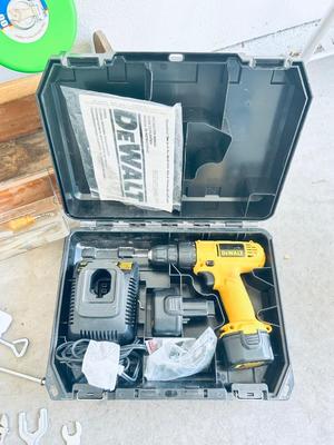 DEWALT CORDLESS DRILL, HAND TOOLS AND HARDWARE