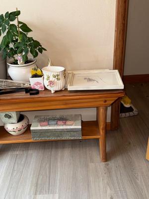 Sale Photo Thumbnail #727: U111-Bench + plants + extras