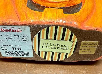 Halloween Decor Lot