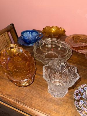 Sale Photo Thumbnail #853: U141-Vintage glassware