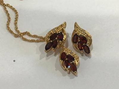 Fashion Set Pendant and Earrings