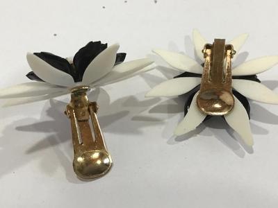 Vintage Clip on Earrings