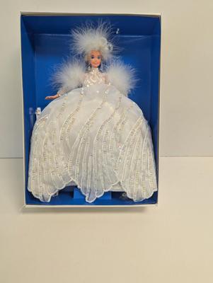 Enchanted Seasons Collection Limited Edition Snow Princess Barbie Lot 13