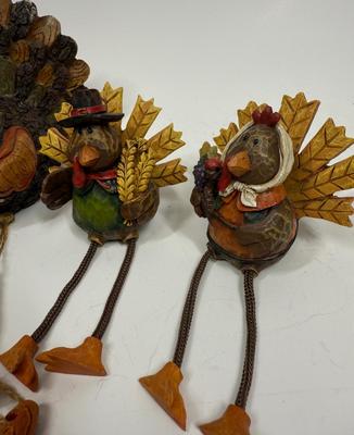 Thanksgiving Decor lot - Pilgrim Couple with 3 Turkey Shelf-sitters