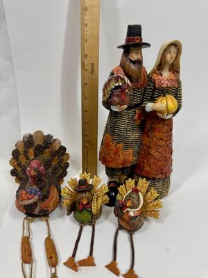 Thanksgiving Decor lot - Pilgrim Couple with 3 Turkey Shelf-sitters
