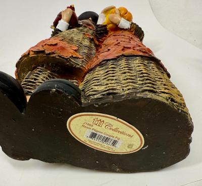 Thanksgiving Decor lot - Pilgrim Couple with 3 Turkey Shelf-sitters