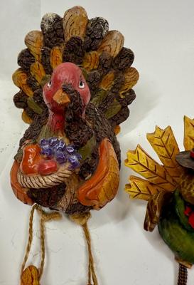 Thanksgiving Decor lot - Pilgrim Couple with 3 Turkey Shelf-sitters