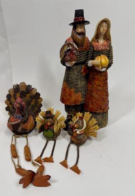 Thanksgiving Decor lot - Pilgrim Couple with 3 Turkey Shelf-sitters