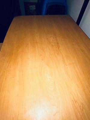 COMPUTER DESK AND OFFICE CHAIR