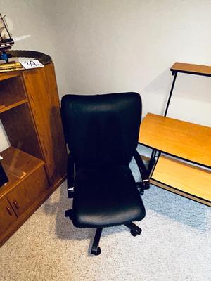 COMPUTER DESK AND OFFICE CHAIR