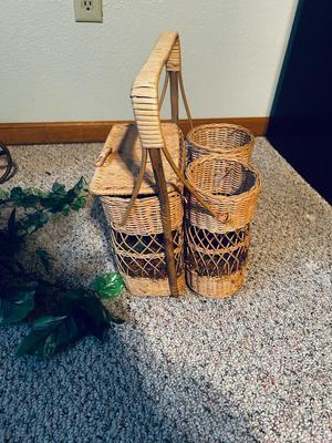 FAUX FOLIAGE AND ACCOMPANYING WICKER ITEMS
