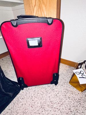LUGGAGE/TRAVEL BAGS