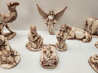 Lot #154 Holland Mold Ceramic Nativity Set - 17 Pieces