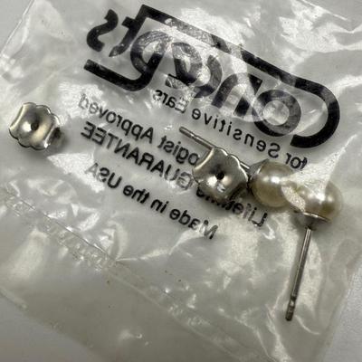 Collection of Dazzling Earrings, Rings, & Bracelets (ST-HS)
