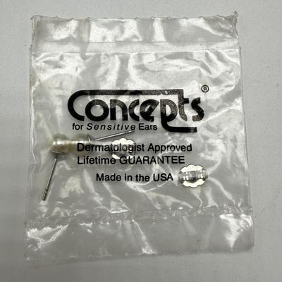 Collection of Dazzling Earrings, Rings, & Bracelets (ST-HS)