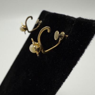 Krementz Set with Monet & More Screw Back Clip Earrings (ST-HS)
