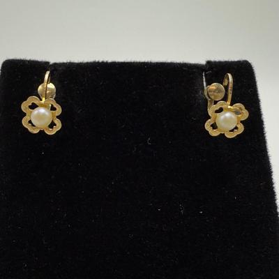 Krementz Set with Monet & More Screw Back Clip Earrings (ST-HS)
