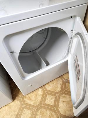 Lot #160 Kenmore Gas Dryer - clean