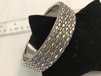 Silvertone Stepping pebbles Bangle