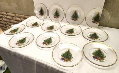 Lot #205 Lot of 13 Holiday dessert plates - great "go with" for Spode