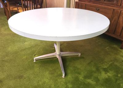 Lot #208 Vintage Round Formica Table - 4 feet across, 27.5" tall.