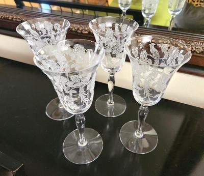 Lot #216 Lot of 4 Crystal Wine Glasses - Bird Motif