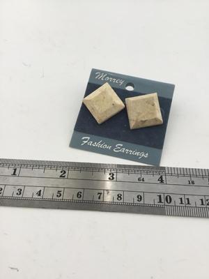 Morrey fashion square earrings