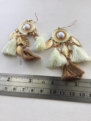 Beautiful boho dangle fashion earrings